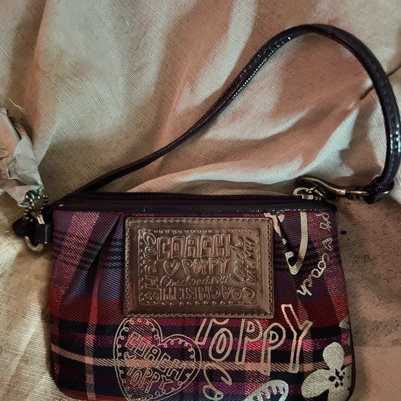 Coach Purple multi color Poppy wristlet ! Brand New never used - Picture 1 of 4